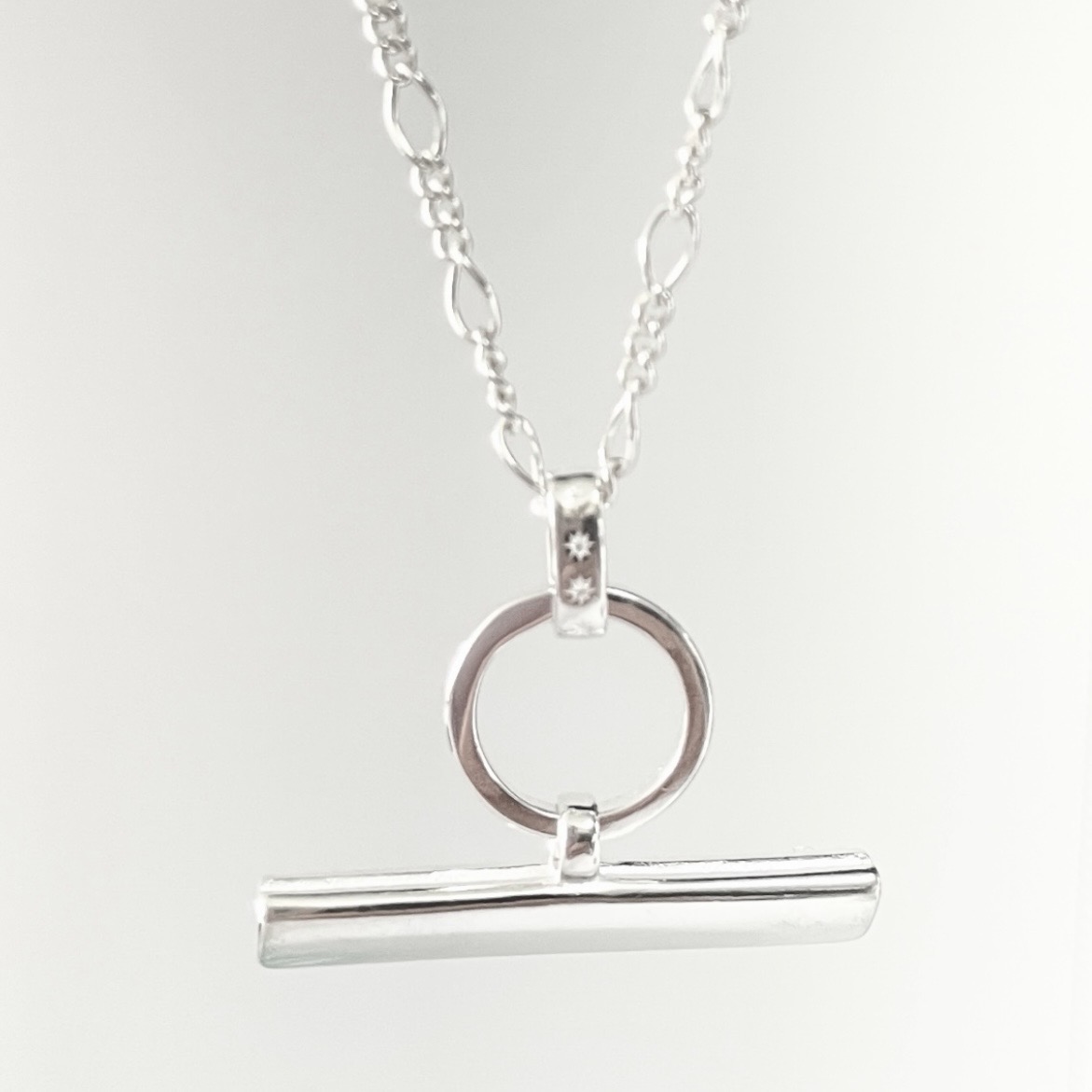 The Coco Flat T Bar Necklace - Image 5